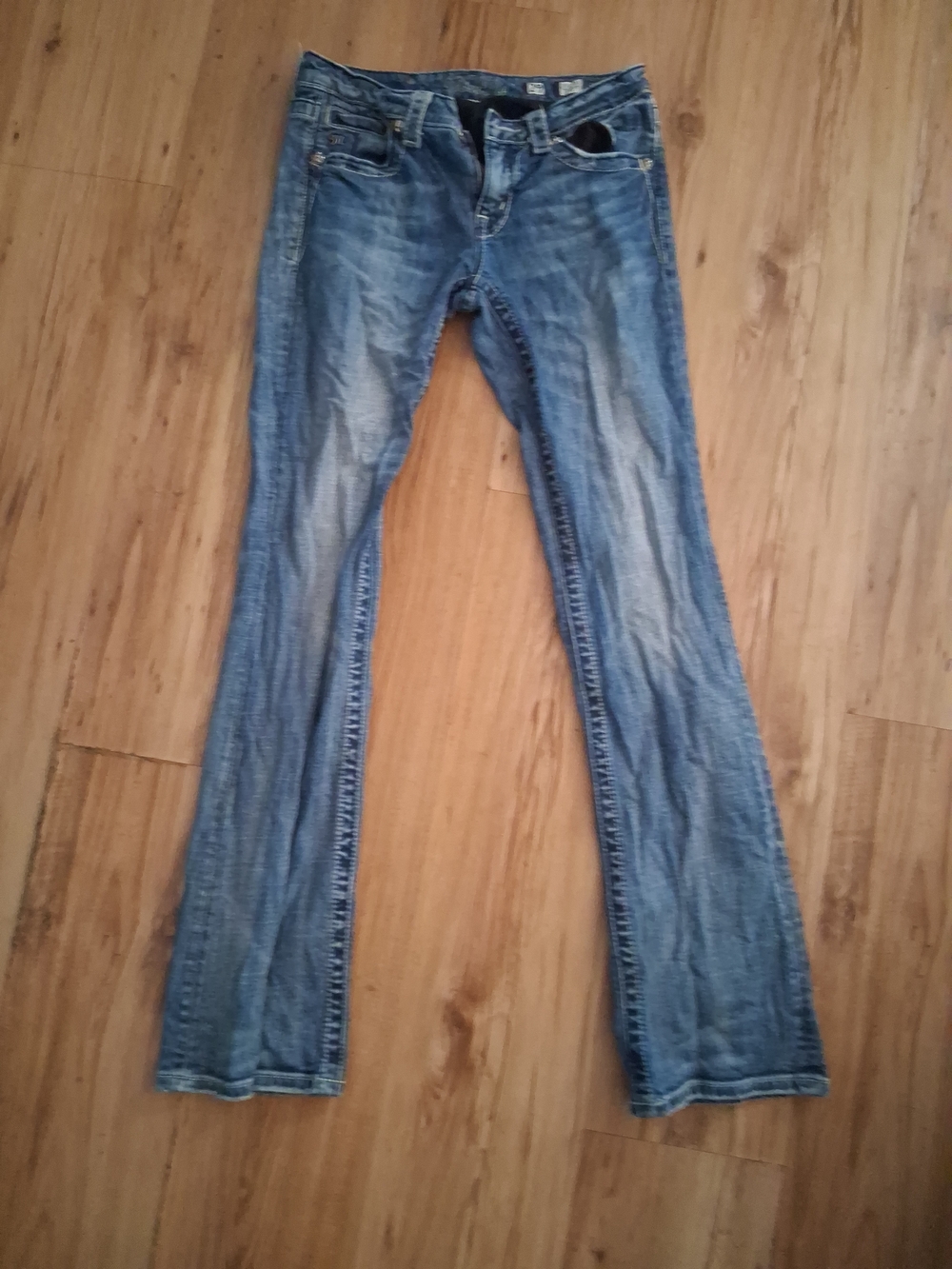 🌞MISS ME Embellished Bootcut Jeans | Size 29 ✨
